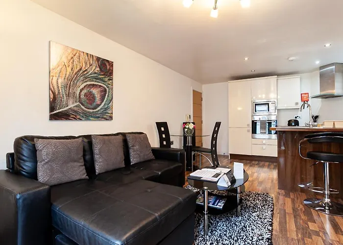 Dreamhouse Apartments Manchester City West